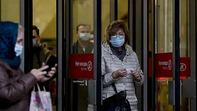Rusya'da Kovid-19 vakaları sıçrama yaptı