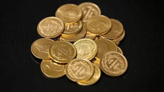 Gram altın yüzde 7 değer kaybıyla 500 liranın altına geriledi