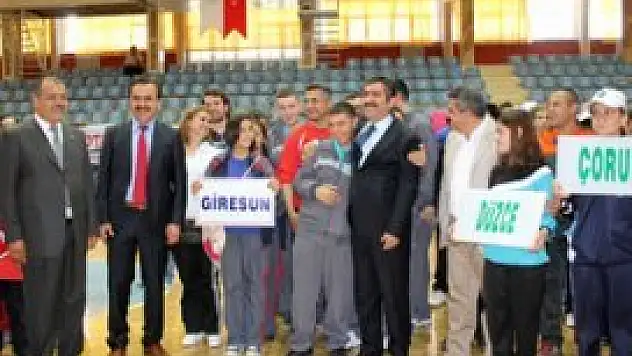 Özel sporcular Konya'da buluştu