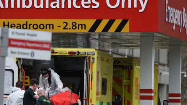 İngiltere'de son 6 ayın en yüksek günlük ölü sayısı