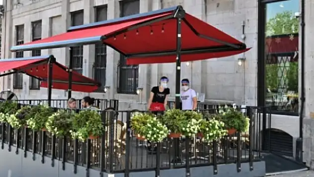 Kanada'da koronavirüs kaynaklı can kaybı 10 bin 692'ye çıktı