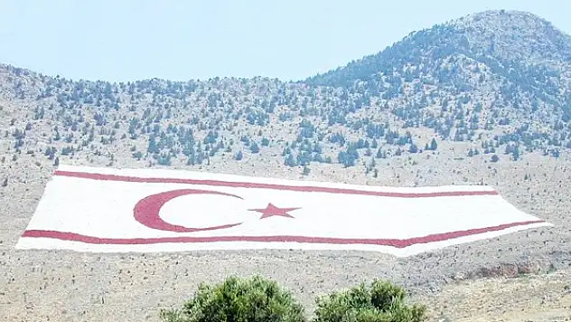 Yavru Vatan KKTC 37 yaşında