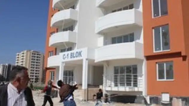 Binayı savaş alanına çevirdiler!