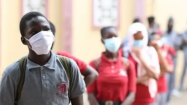 Afrika'da son 24 saatte 14 bin 727 kişide Kovid-19 tespit edildi