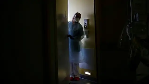 Dünya genelinde COVID-19'u atlatanların sayısı 38 milyonu geçti