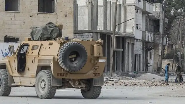 Cerablus'ta aracın altına konulan el yapımı patlayıcı imha edildi