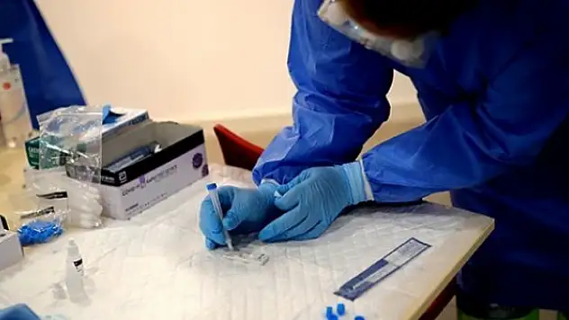 ABD, COVID-19 test kitinin evde kullanımına izin verdi