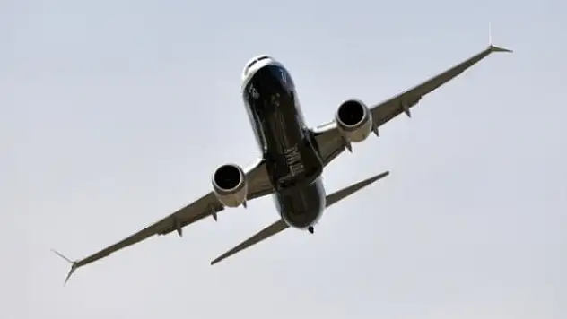 Boeing 737 Max yolcu uçaklarına uçuş izni verildi