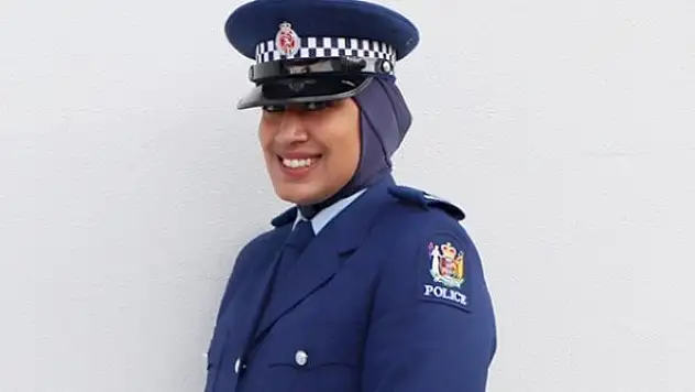 Yeni Zelanda'da kadın polislere başörtüsü izni