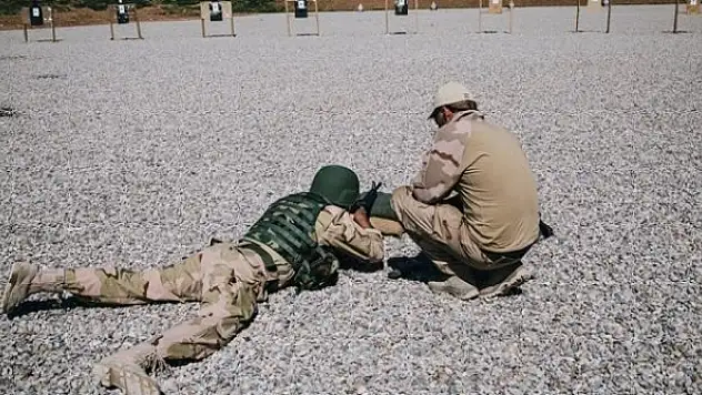 Hollanda, Kuzey Irak ve Mali'ye asker gönderecek