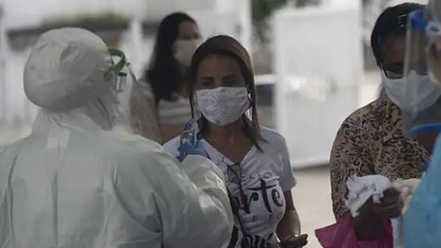 Dünya genelinde COVID-19 vaka sayısı 59 milyona yaklaştı