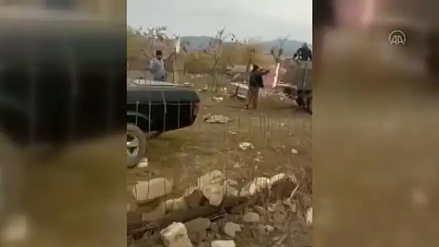 Azerbaycan askeri Ermeni sivillerin taşınmasına müsamaha gösterdi