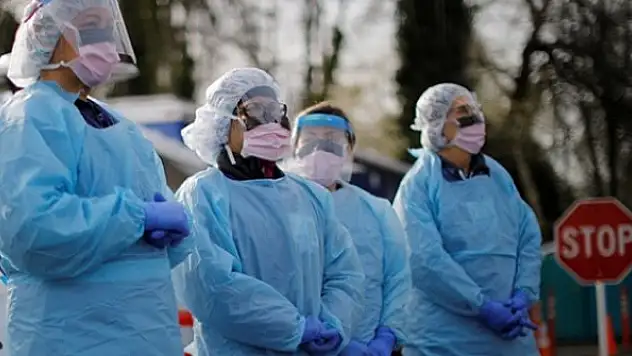 Dünyanın COVID-19 tablosu ağırlaşmaya devam ediyor