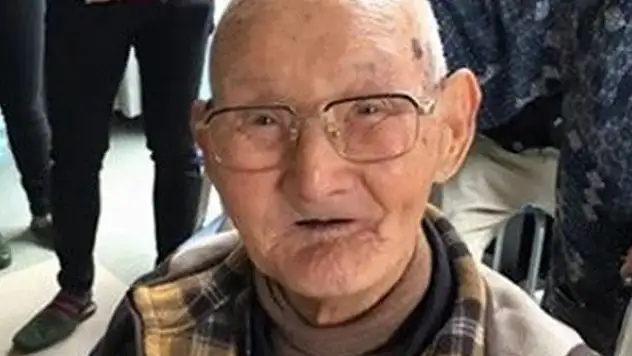 Dünyanın en yaşlı erkeği Guinness Rekorlar Kitabı'na girdi