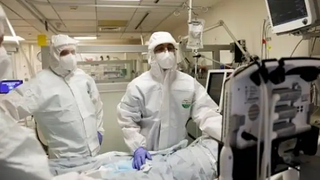 ABD'de COVID-19'dan ölenlerin sayısı 263 bin 812'ye çıktı