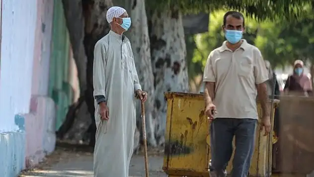 Suudi Arabistan ve Kuveyt'te Kovid-19 kaynaklı can kayıpları arttı