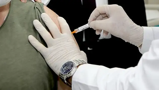 Aşı, Kovid-19 vaka sayılarını tersine çevirecek