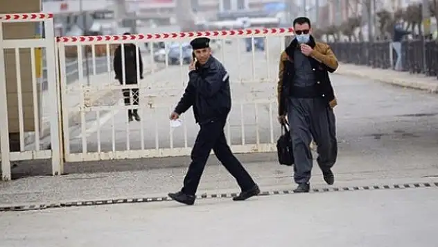 Irak ve Suudi Arabistan'da COVID-19'dan ölümler arttı