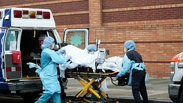 ABD'de COVID-19 vaka sayısı ve can kaybı en yüksek seviyede