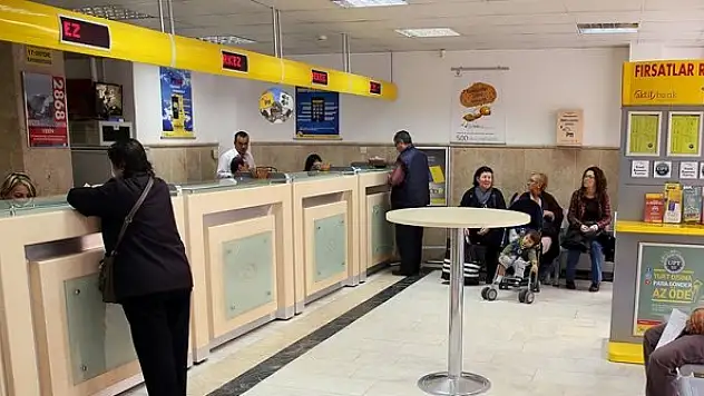 PTT'de aracısız para transferi hizmeti başladı