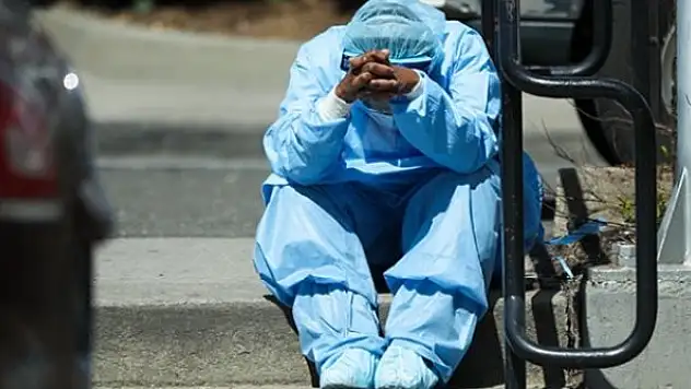 Koronavirüs ABD'deki hastanelerin kapasitesini zorluyor