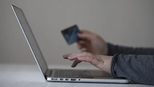 'Alışverişlerde internet korsanlarına karşı tedbirli olunması' uyarısı