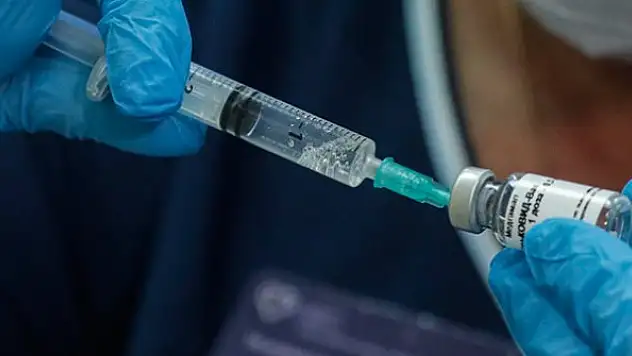 ABD Gıda ve İlaç Dairesi (FDA) ilk aşı onayını verdi