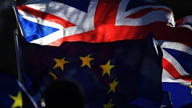 AB-İngiltere arasında ayrılık müzakereleri sürecek