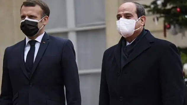 İtalyan gazeteciden Sisi tepkisi: Nişanı iade edeceğim