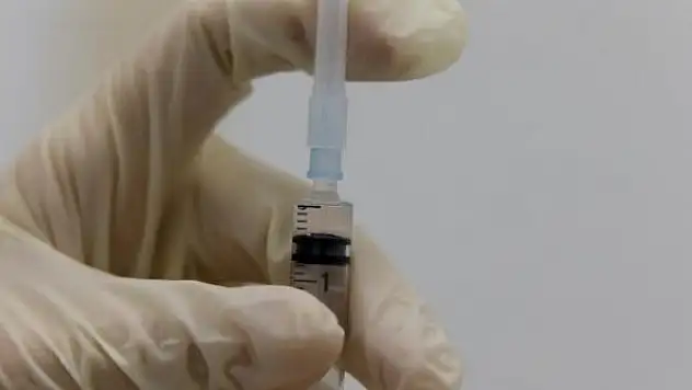 Bangladeş'ten 30 milyon dozluk koronavirüs aşısı sözleşmesi