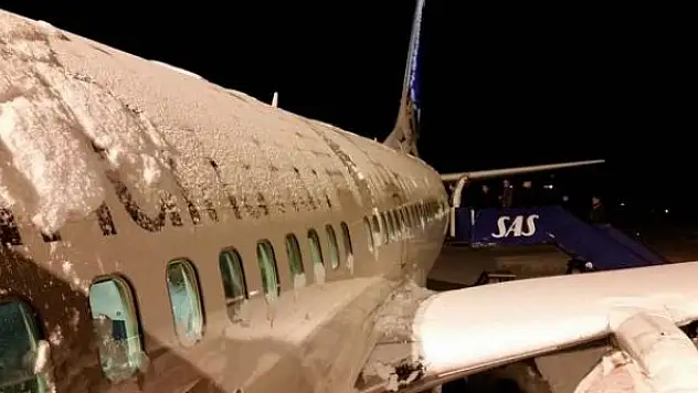 ABD'de yüzlerce uçuş iptal edildi