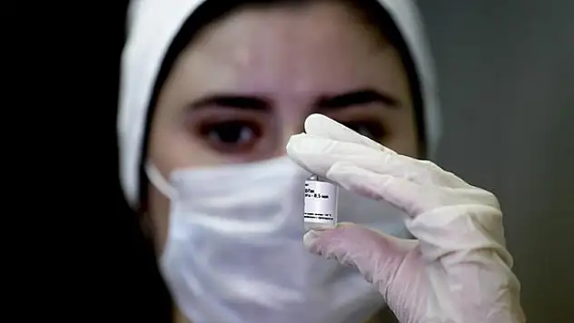 Kovid-19 pandemisinde yeni umut: Aşılar