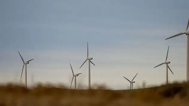 Türkiye, Avrupa'da elektrik talebi Kovid-19 salgınından en az etkilenen ülke olacak