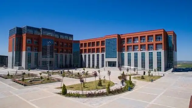 12 üniversiteye rektör atanacak