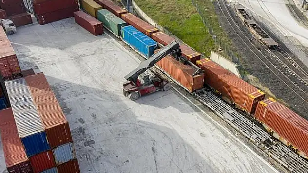 Türkiye'den Çin'e gidecek ikinci ihracat yük treni de yola çıktı