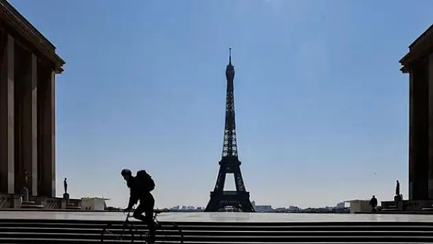 Fransa, İngiltere'ye uyguladığı seyahat yasağını kaldırdı
