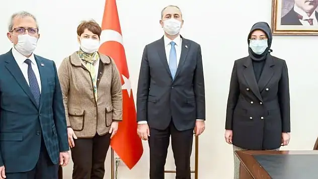 Samancı ve Solak'tan Bakan Gül'e ziyaret