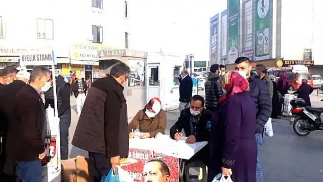 AK Parti Meram yeni üyelerle büyüyor
