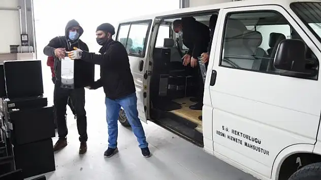 Köy okullarına teknolojik destek