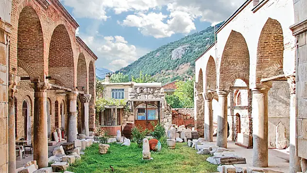 Akşehir Taş Medrese açılıyor