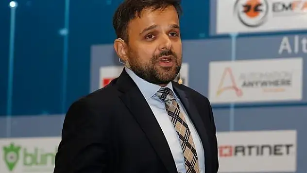 e-Devlet'te bu yıl 2 milyardan fazla işlem gerçekleştirildi