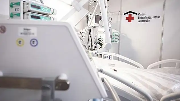 Almanya'da mutasyona uğramış koronavirüs vakası tespit edildi