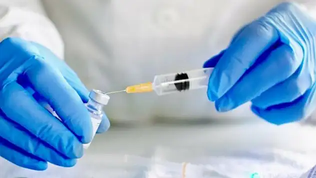 Koronavirüs aşısı olduktan 2 saat sonra hayatını kaybetti