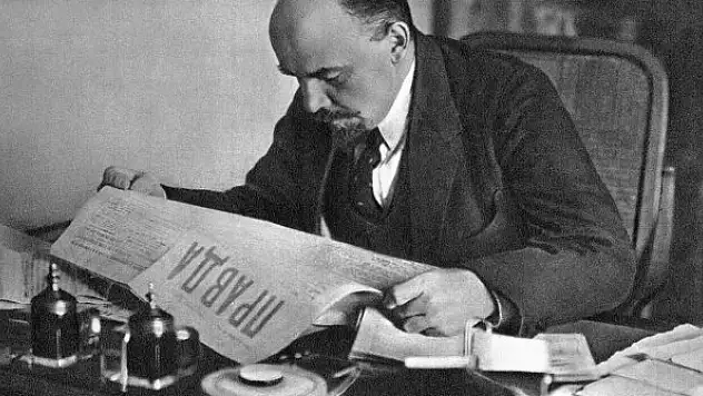 Lenin 98 yıl önce Sovyetler Birliği'ni kurmuştu
