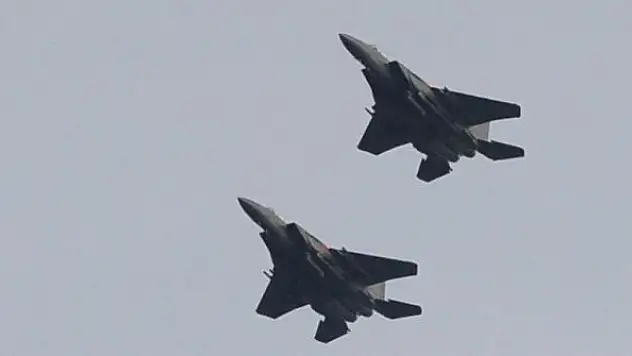 Pakistan, Çin ile ortak üretilen 14 savaş uçağını teslim aldı