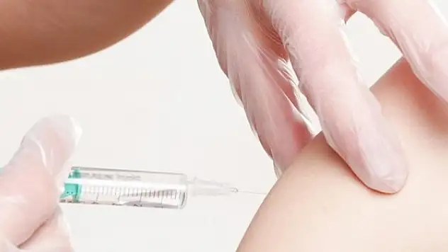 e-Nabız'da sırası gelen grip aşısını eczaneden ücretsiz alabilecek