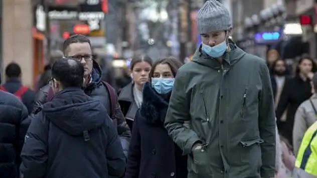 ABD'de sosyal mesafeyi ayarlayan kazak ilgi çekiyor