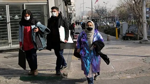 İran'da son 24 saatte Kovid-19'dan 114 kişi hayatını kaybetti