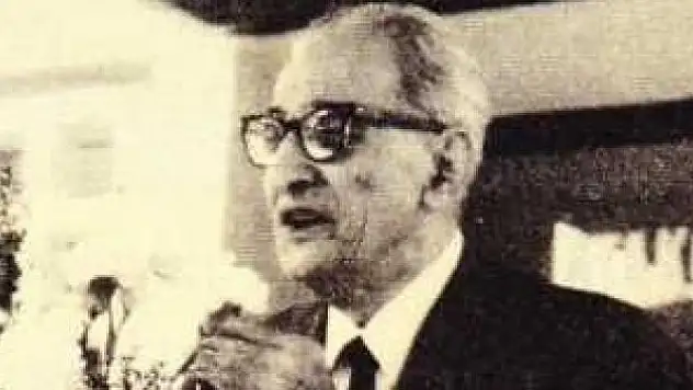 Masalcı Baba: Eflatun Cem Güney
