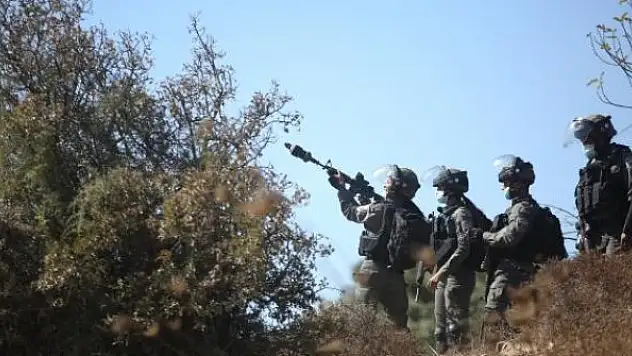 İsrail askerleri sağlık görevlilerini hedef aldı